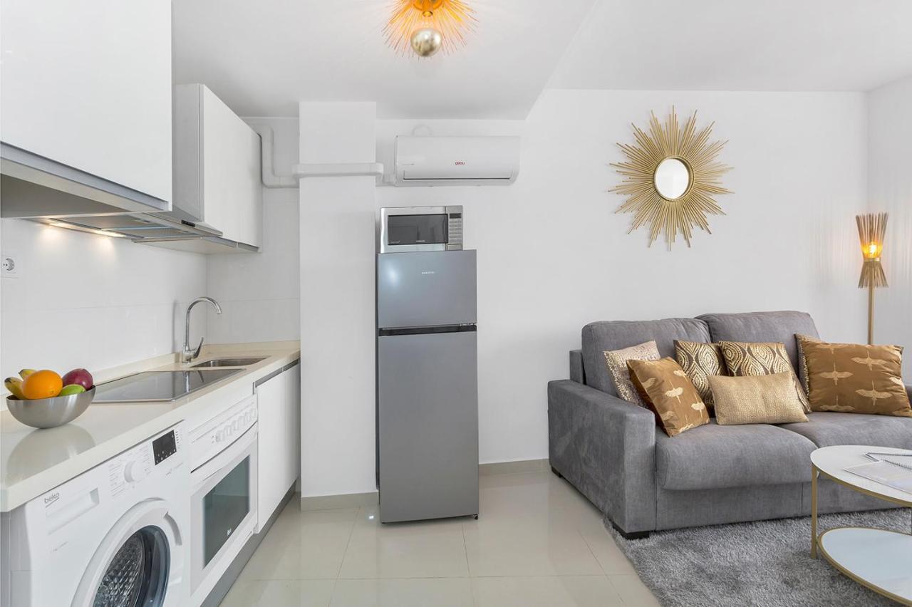 Reel Apartments- Walk To The Beach And Centre Torrevieja Esterno foto