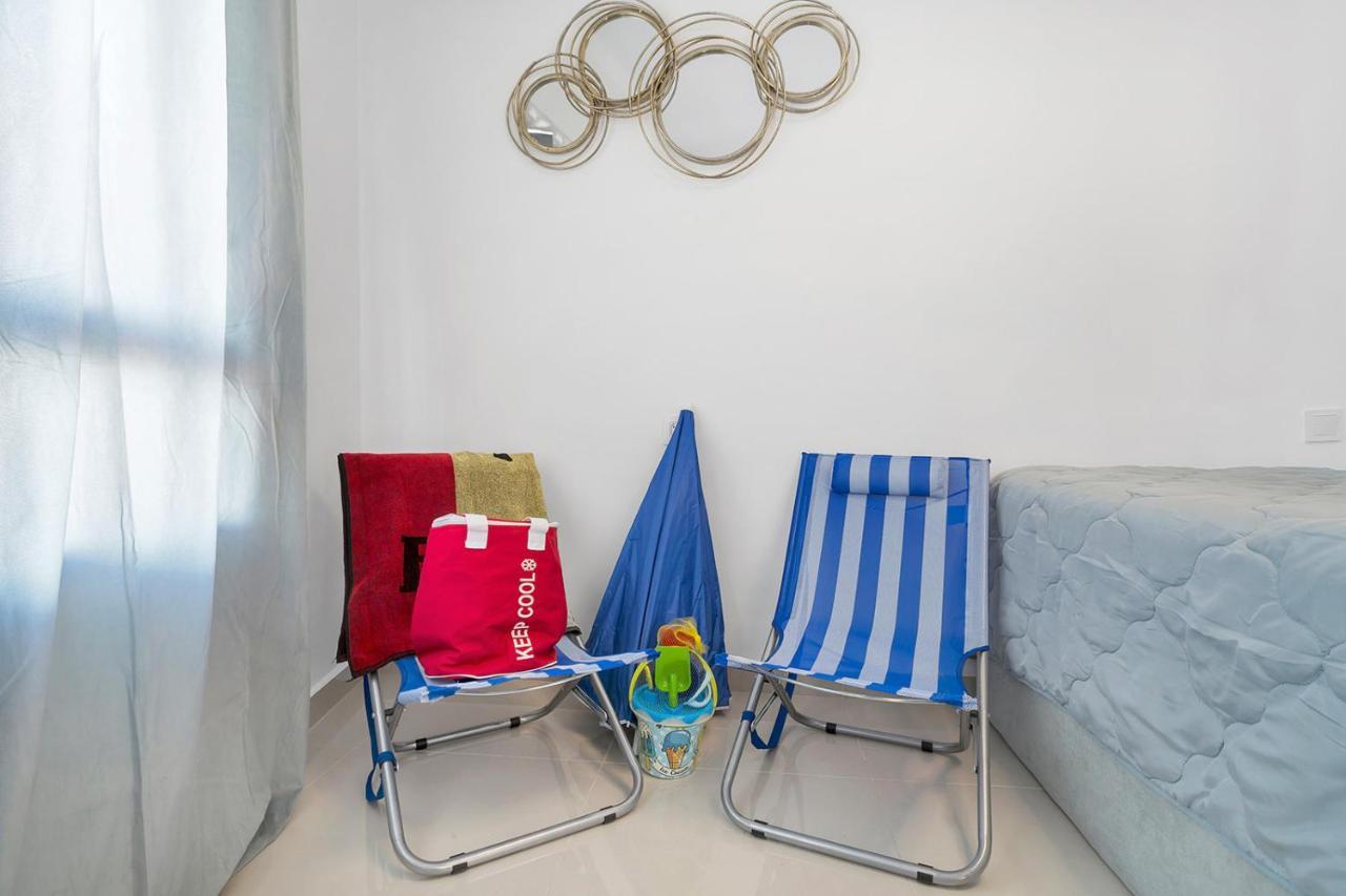 Reel Apartments- Walk To The Beach And Centre Torrevieja Esterno foto