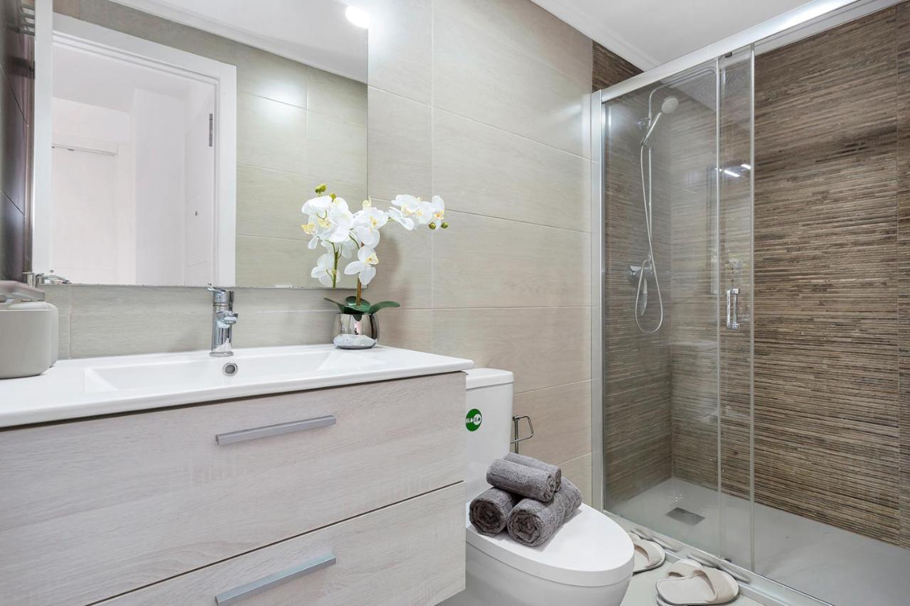 Reel Apartments- Walk To The Beach And Centre Torrevieja Esterno foto